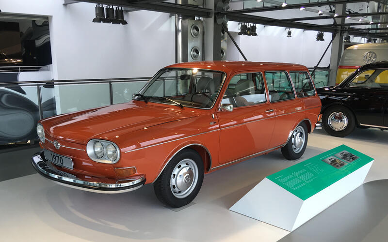 Volkswagen 411 LE (1970) Volkswagen 411 LE (1970)