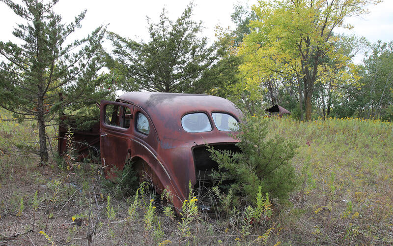 DODGE - 1937 DODGE - 1937