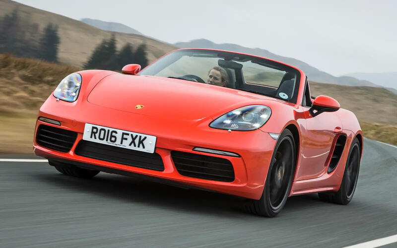 Porsche 718 flat four