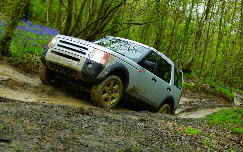 Land Rover Discovery 2004-2009, £2000-£12,000  Land Rover Discovery 2004-2009, £2000-£12,000