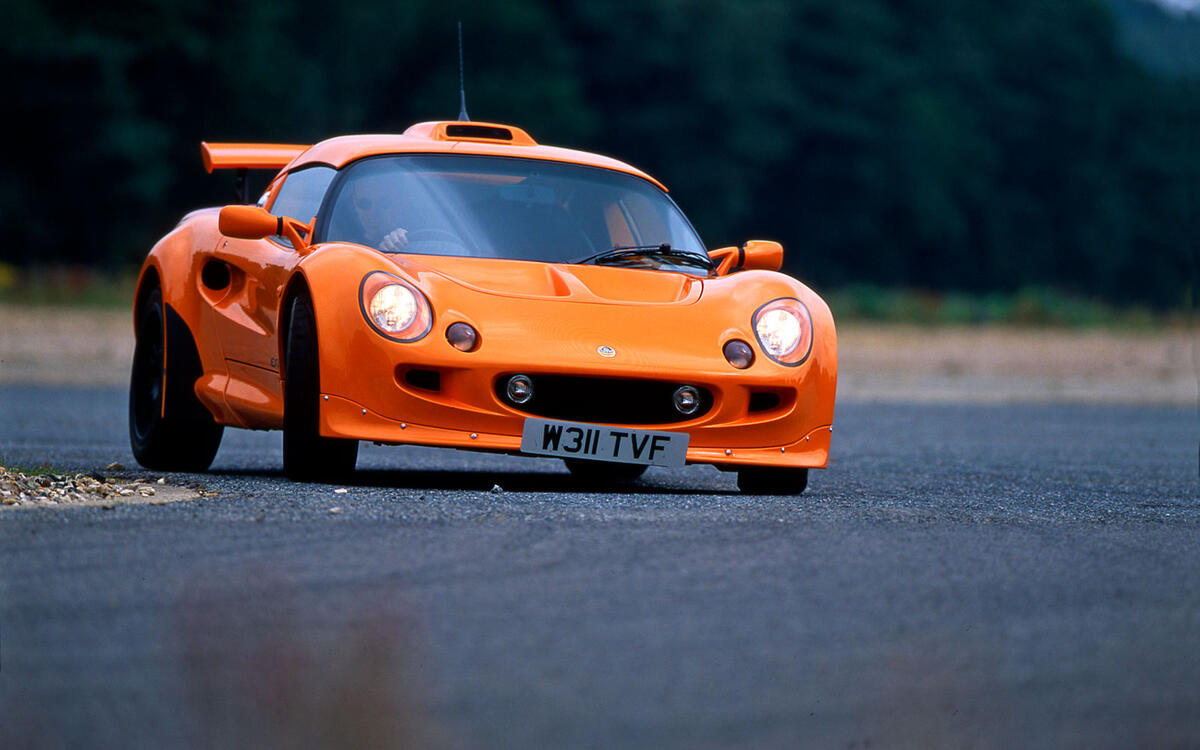 77 2000 Lotus Exige