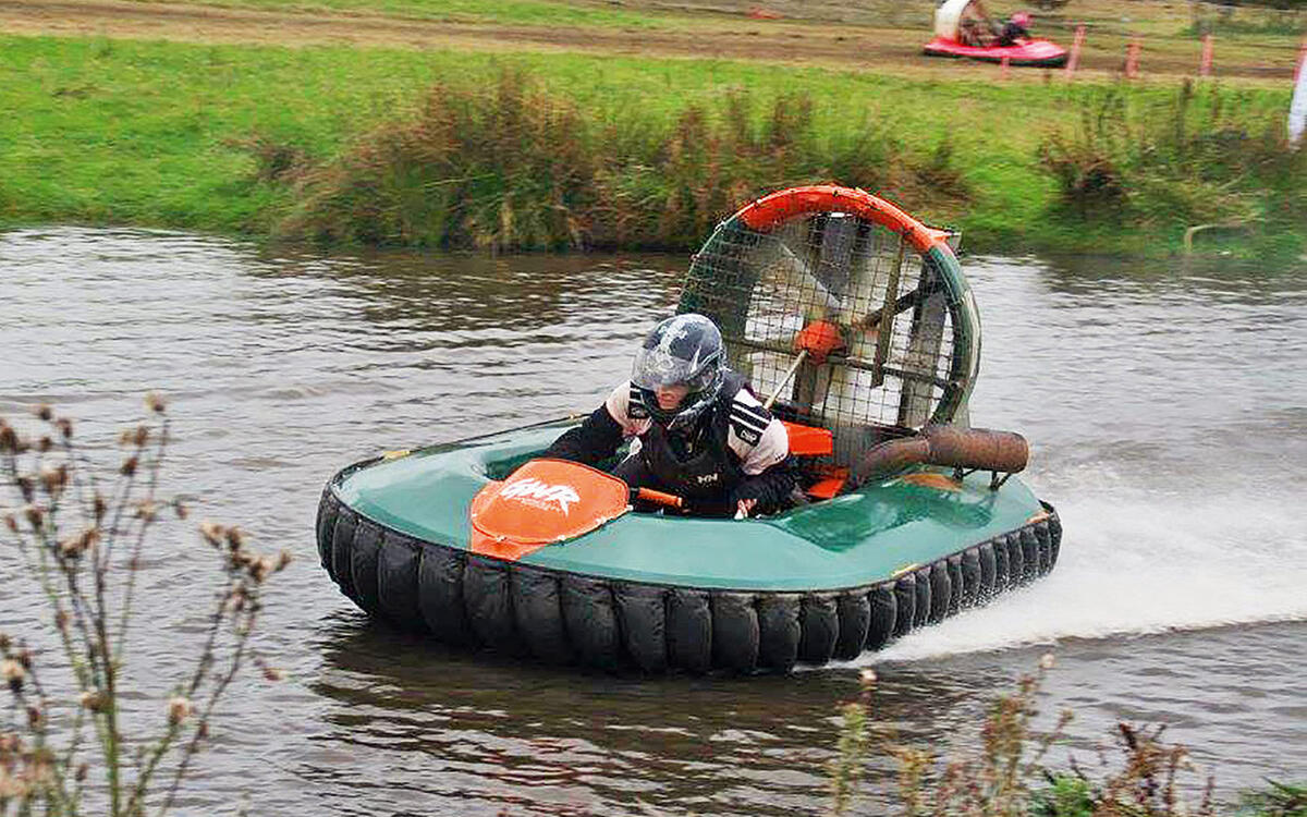Racing hovercraft