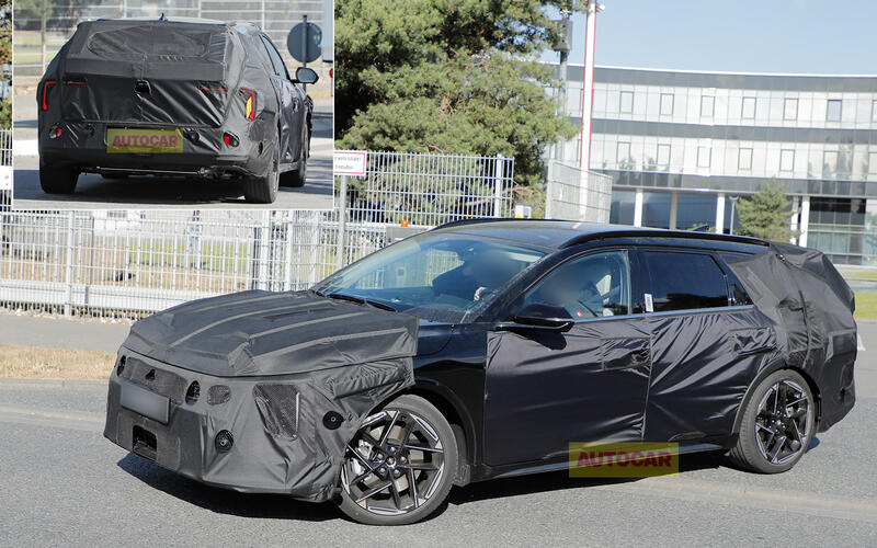 Kia Ceed Sportwagon/K4  Kia Ceed Sportwagon/K4