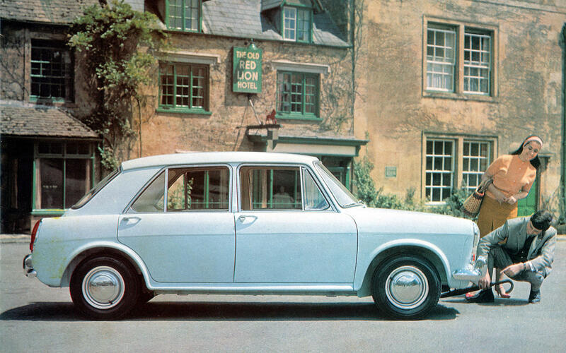 28: 1962 Morris 1100