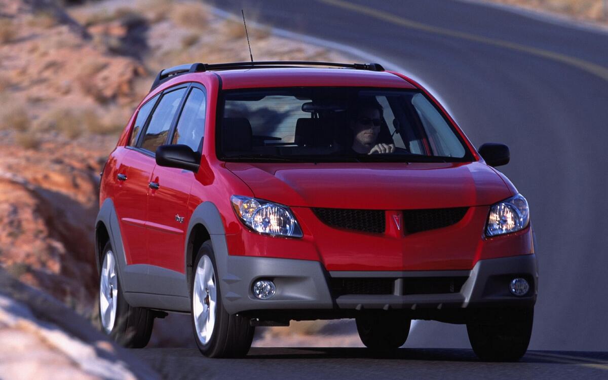 Pontiac Vibe GT (2002) Pontiac Vibe GT (2002)