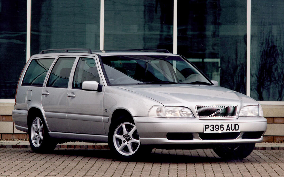 V70 (2000) V70 (2000)