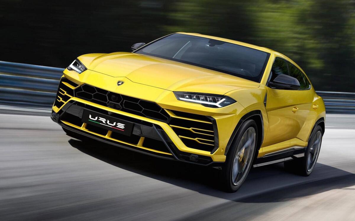 Lamborghini Urus (2017) Lamborghini Urus (2017)