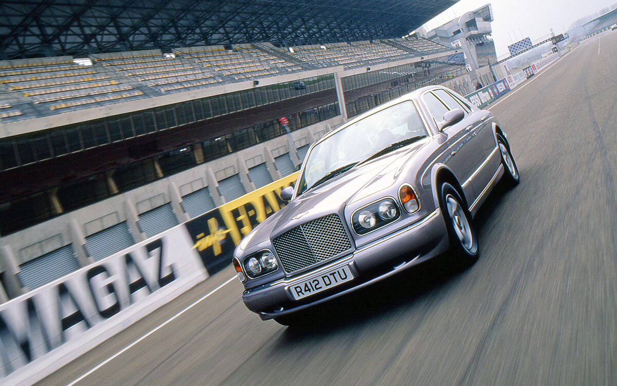 Bentley Arnage (1998-2009) - £17,000 Bentley Arnage (1998-2009) - £17,000