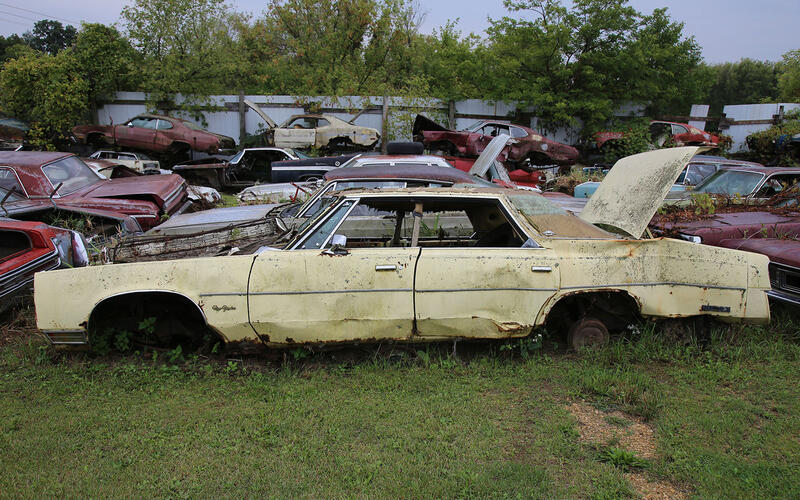 CHRYSLER NEW YORKER - 1977 CHRYSLER NEW YORKER - 1977