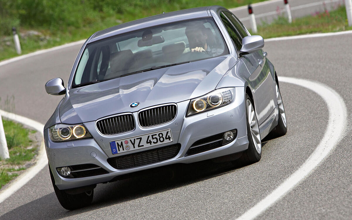 BMW 3 Series (2004)