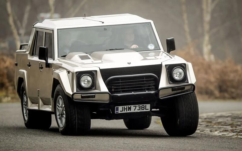 Lamborghini LM002