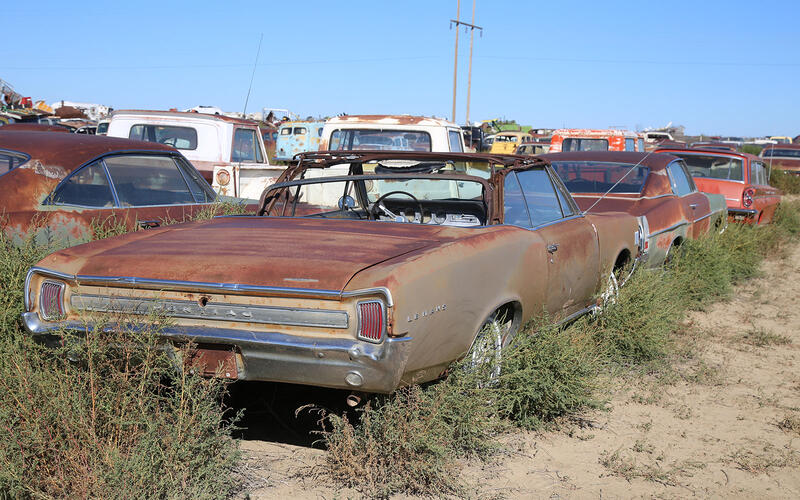 PONTIAC LEMANS - 1966