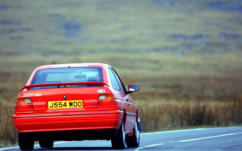 Ford Escort RS2000  Ford Escort RS2000