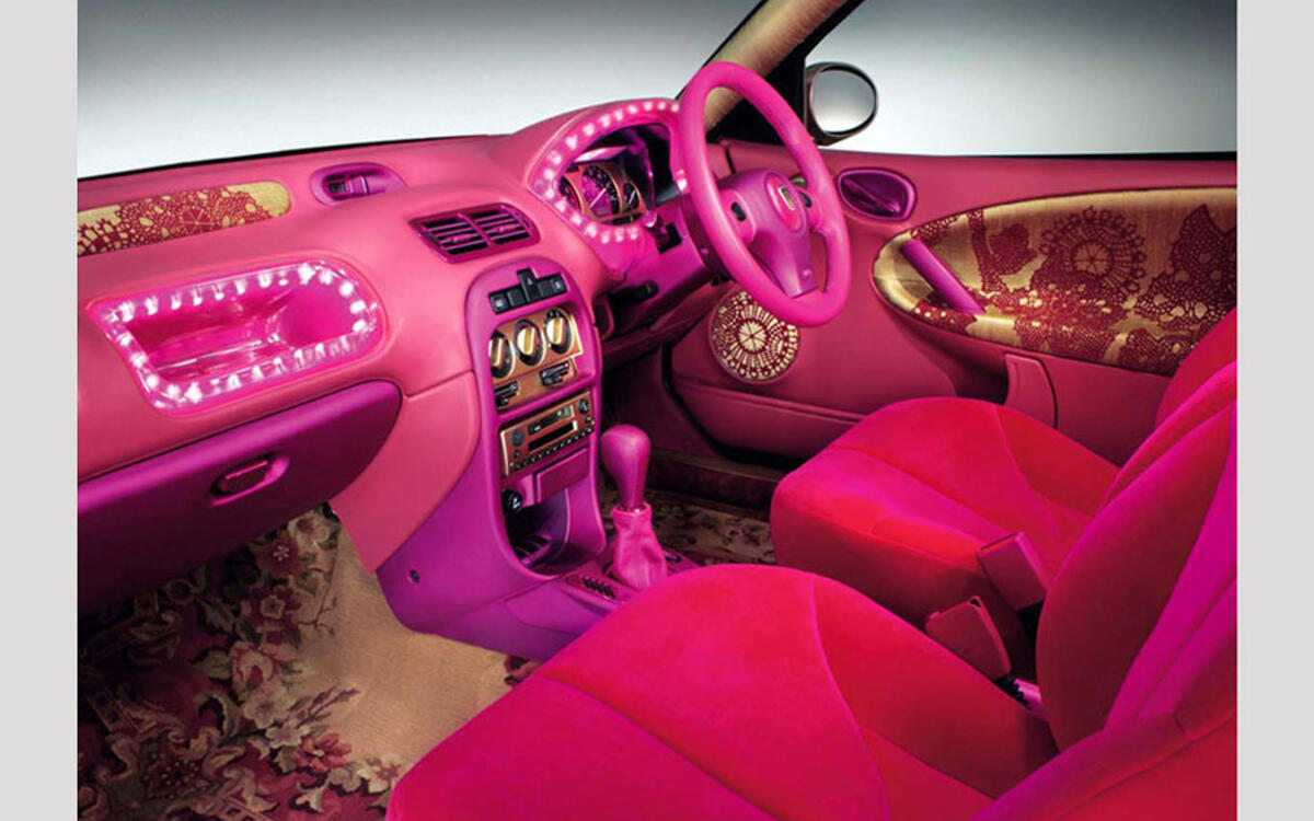 Rover 25 Art Car (2002)