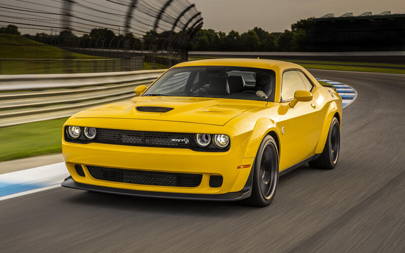 Dodge Challenger Hellcat (2014) Dodge Challenger Hellcat (2014)