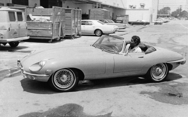 Dean Martin – Jaguar E-Type