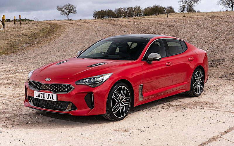 Production car: Kia Stinger (2017) Production car: Kia Stinger (2017)