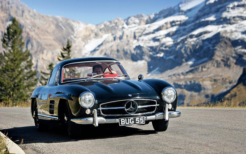 25: Mercedes-Benz 300SL 25: Mercedes-Benz 300SL