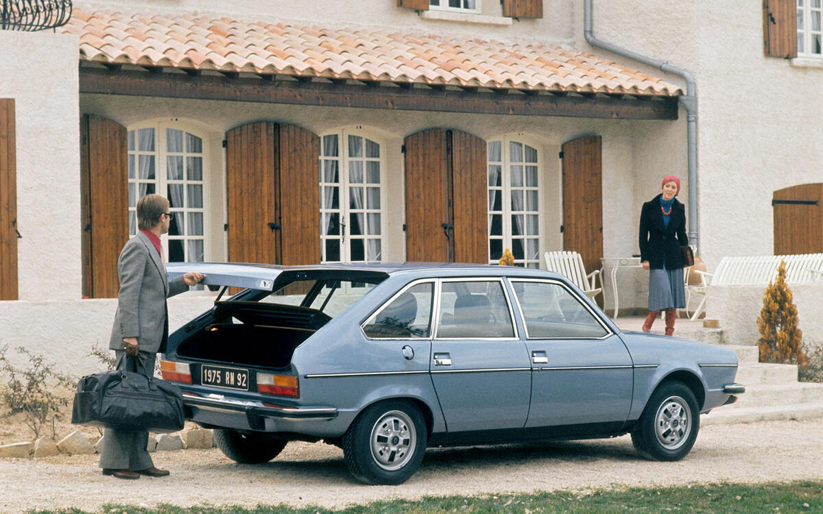 Renault R30 (1975) Renault R30 (1975)