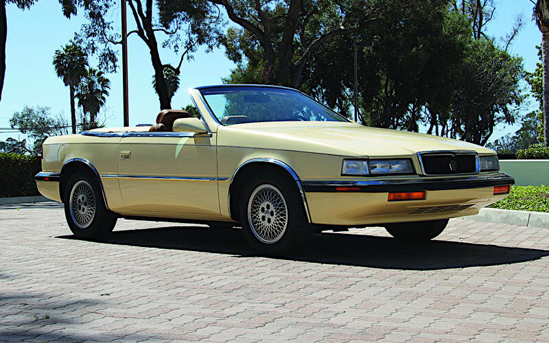 Chrysler TC by Maserati (1989) Chrysler TC by Maserati