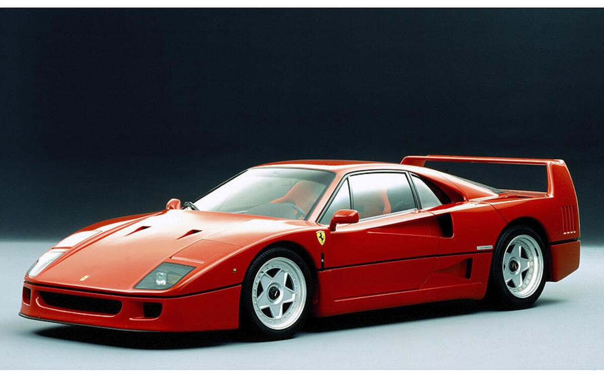 Ferrari F40 (1987) Ferrari F40 (1987)