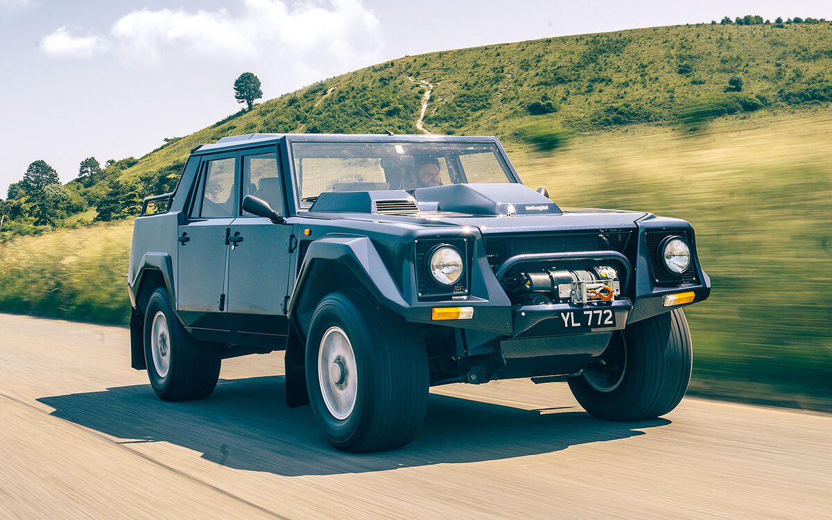 Lamborghini: LM002 Lamborghini: LM002