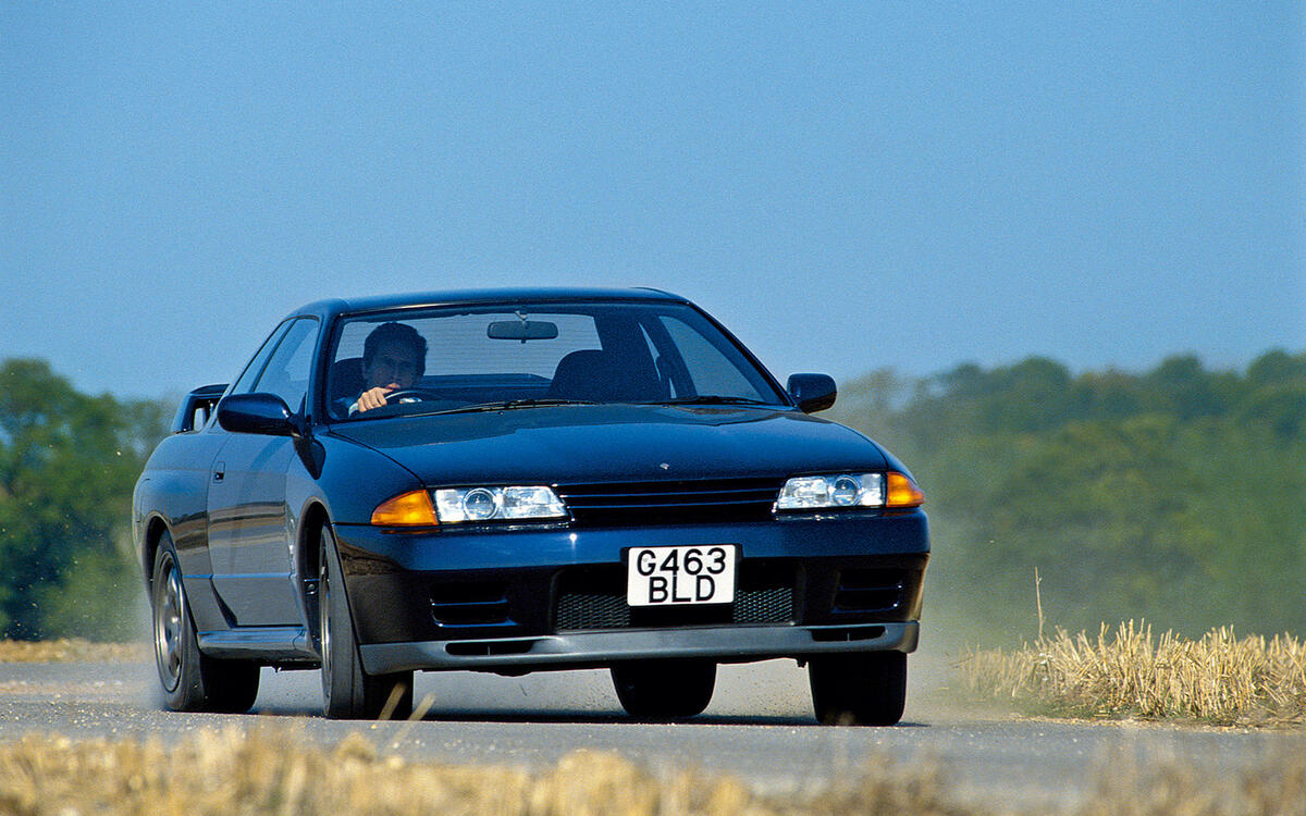 NISSAN SKYLINE GT-R 1995-1998  NISSAN SKYLINE GT-R 1995-1998