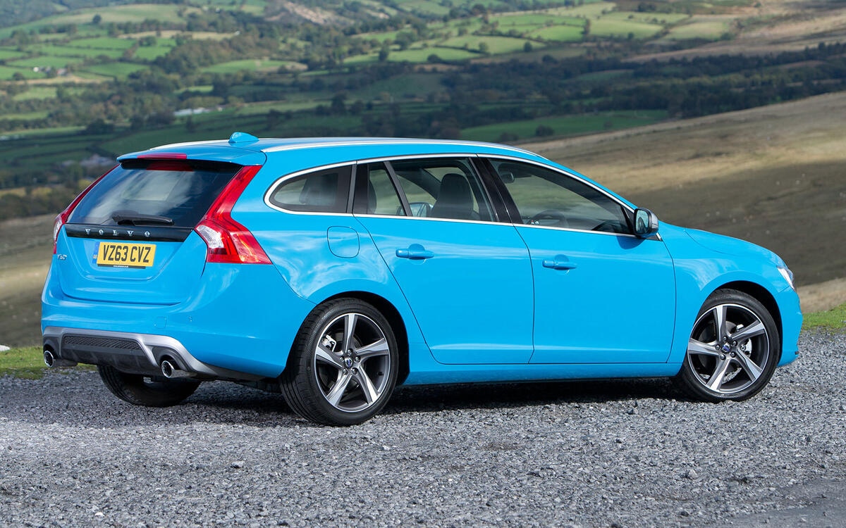 V60 (2010) V60 (2010)