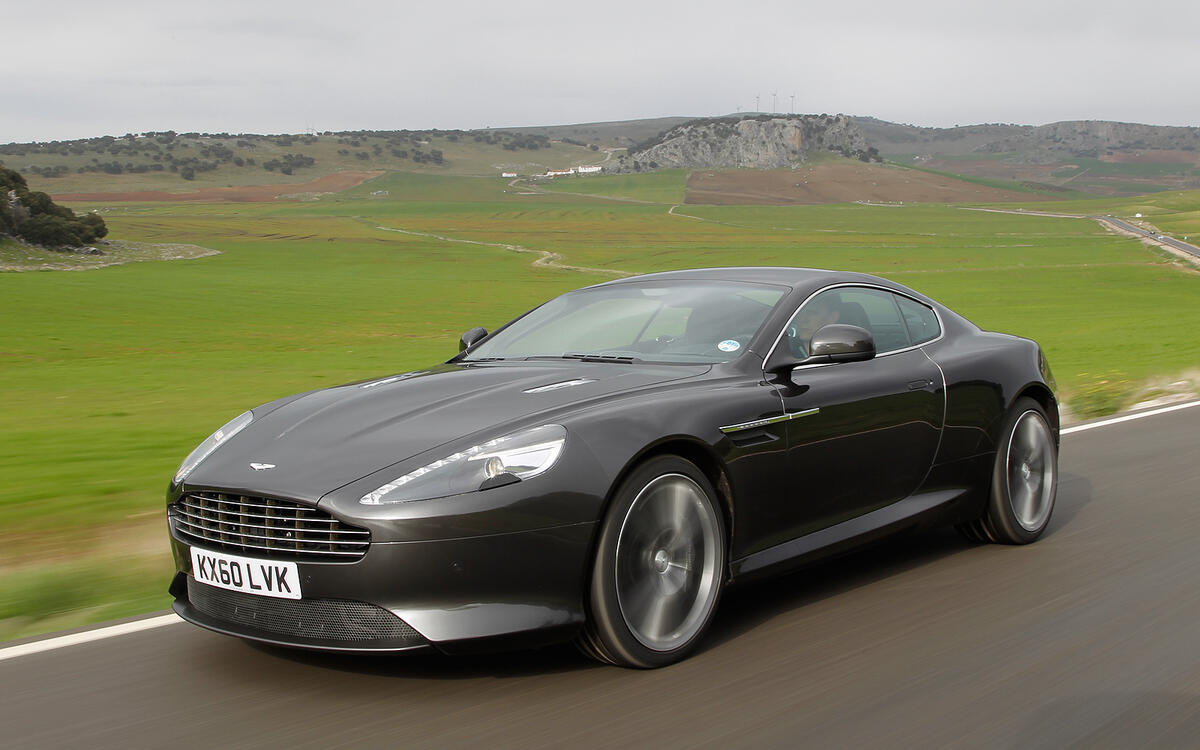 Aston Martin Virage (2011) Aston Martin Virage (2011)