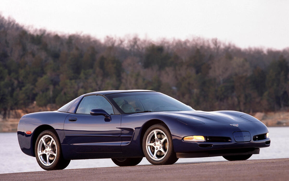 Chevrolet Corvette (C5, 1996-2004) Chevrolet Corvette (C5, 1996-2004)