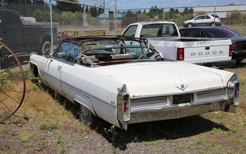 CADILLAC DE VILLE - 1965