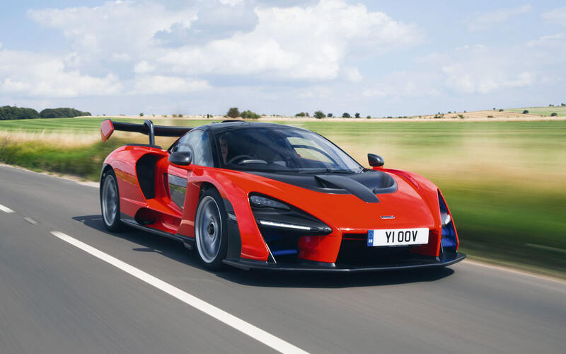 24: 2018 McLaren Senna  24: 2018 McLaren Senna