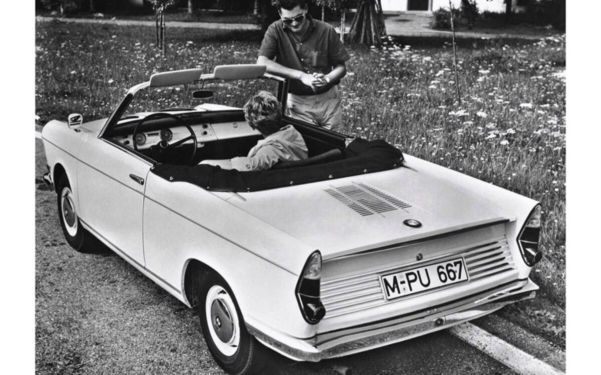 BMW 700 (1959) BMW 700 (1959)