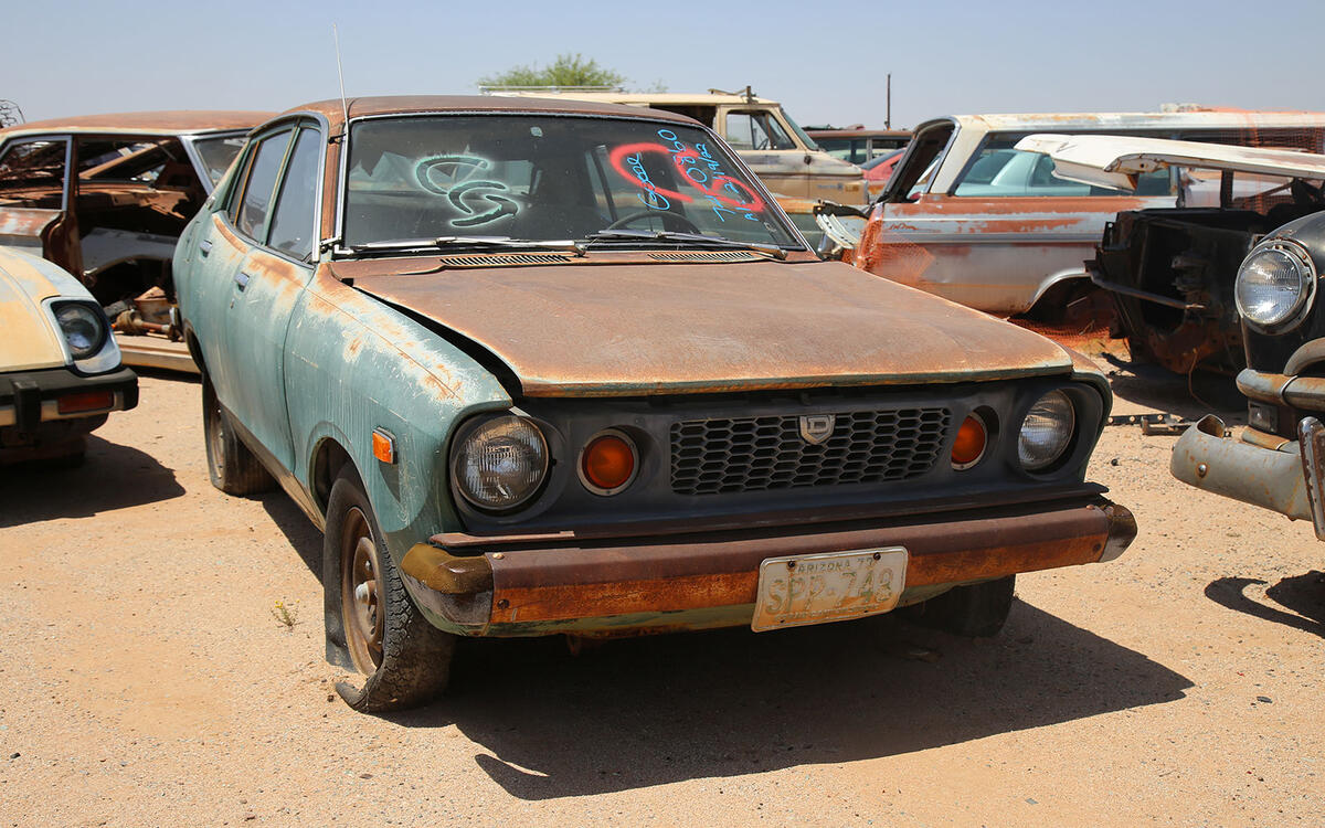 DATSUN B210 - 1974 DATSUN B210 - 1974