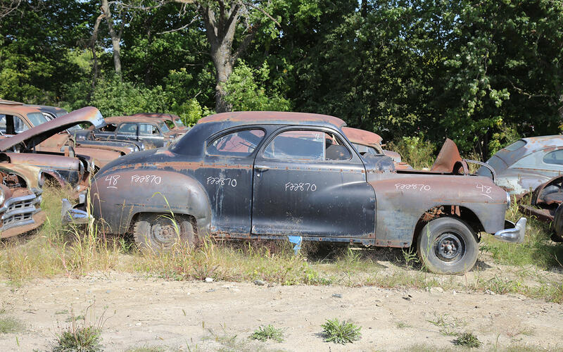 DODGE CLUB COUPE - 1948 DODGE CLUB COUPE - 1948
