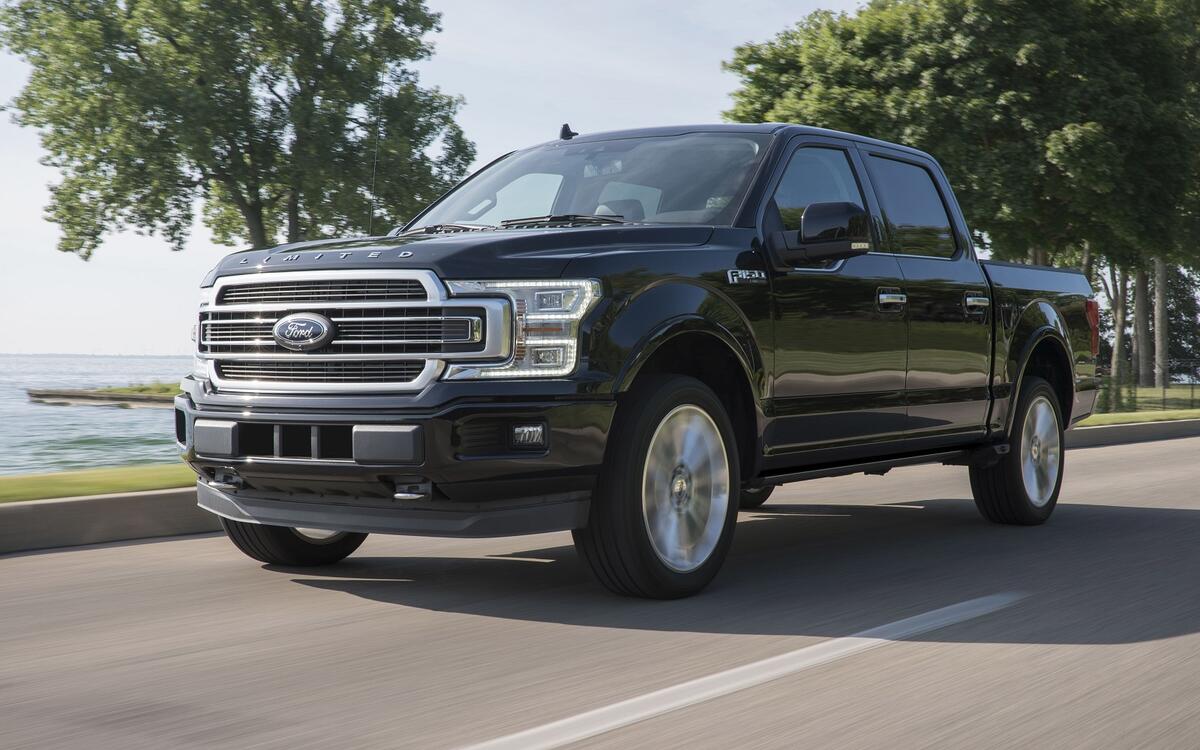The 13th-generation F-150 (2014) The 13th-generation F-150 (2014)