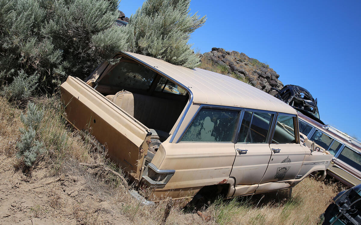 Jeep Wagoneer 1982  Jeep Wagoneer 1982