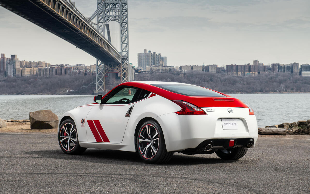 Nissan-370Z 50th Anniversary Edition (2019)