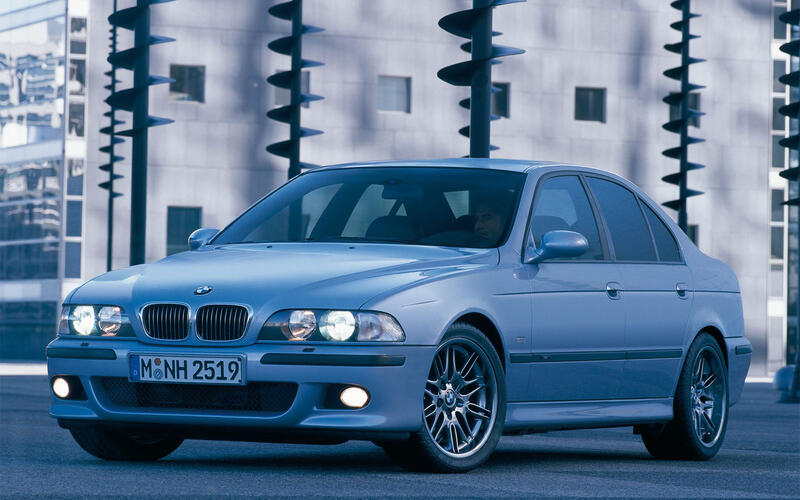 BMW M5 