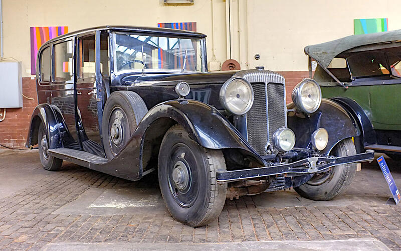 Daimler Twenty-Five (1934)