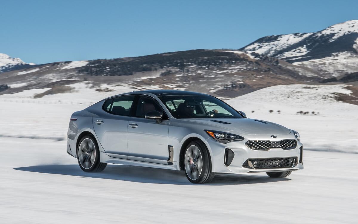 Kia Stinger GT (2017) Kia Stinger GT (2017)