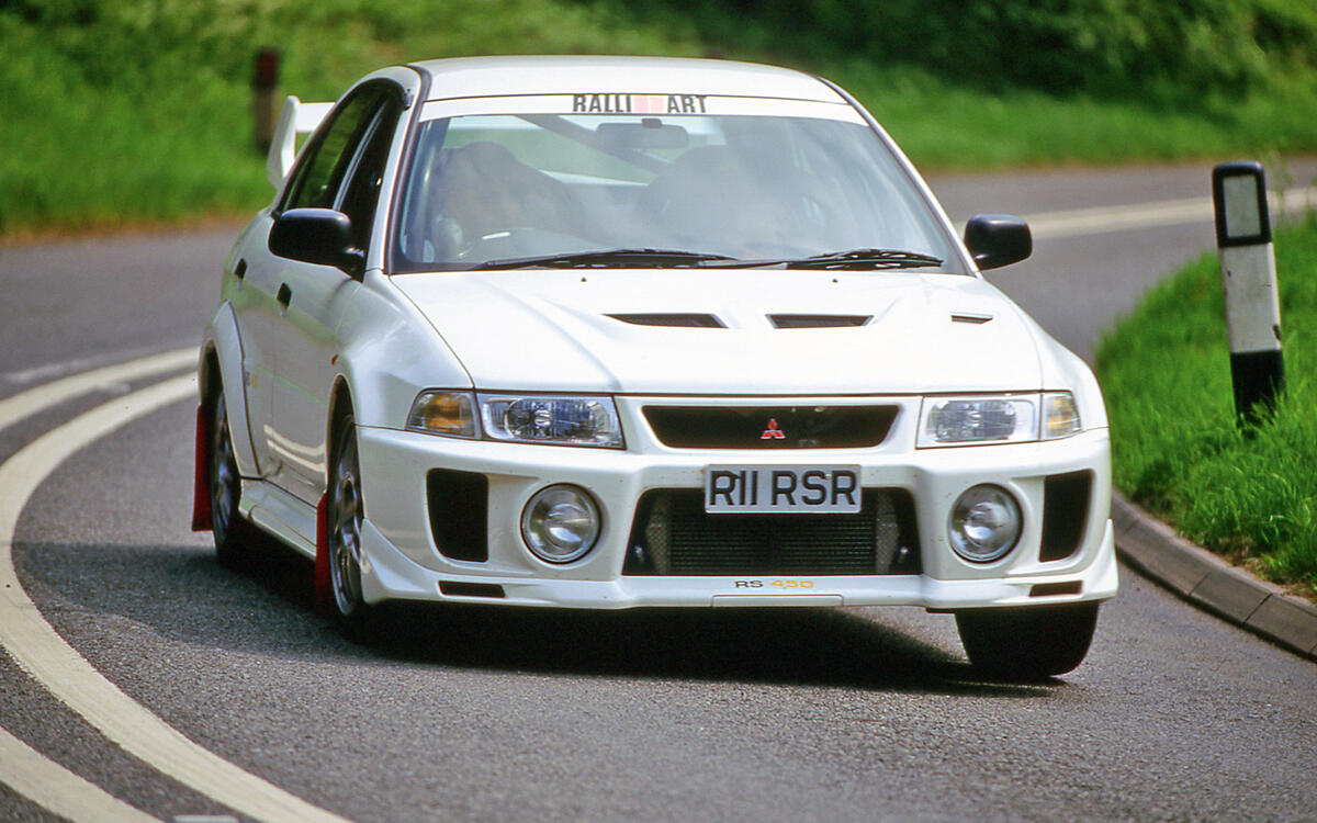 Mitsubishi Lancer Evo V Mitsubishi Lancer Evo V (1998-1999) - £17,000
