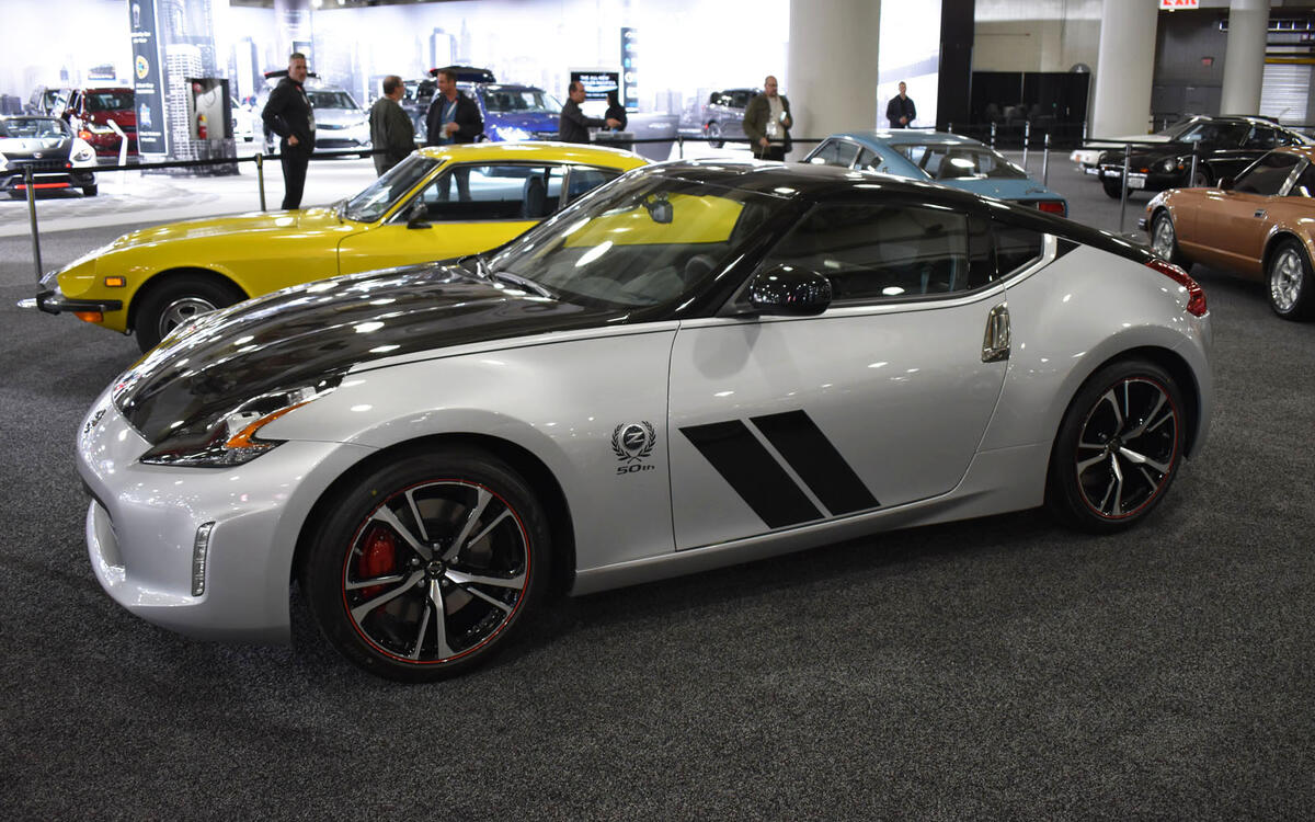 Nissan-370Z Anniversary (2019)