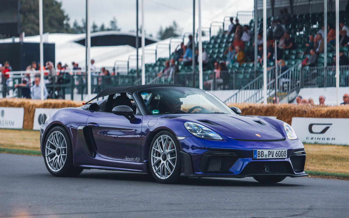 Porsche 718 Spyder GT4 RS Porsche 718 Spyder GT4 RS