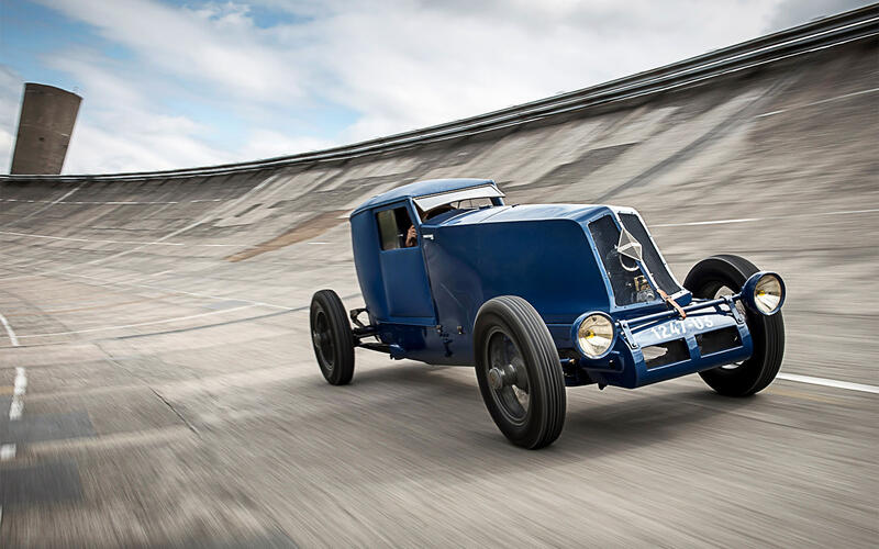 2: Renault 40 CV (1926)