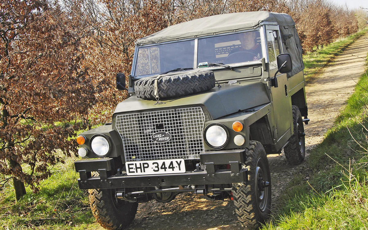 Land Rover Lightweight (Series IIA) Land Rover Lightweight (Series IIA)