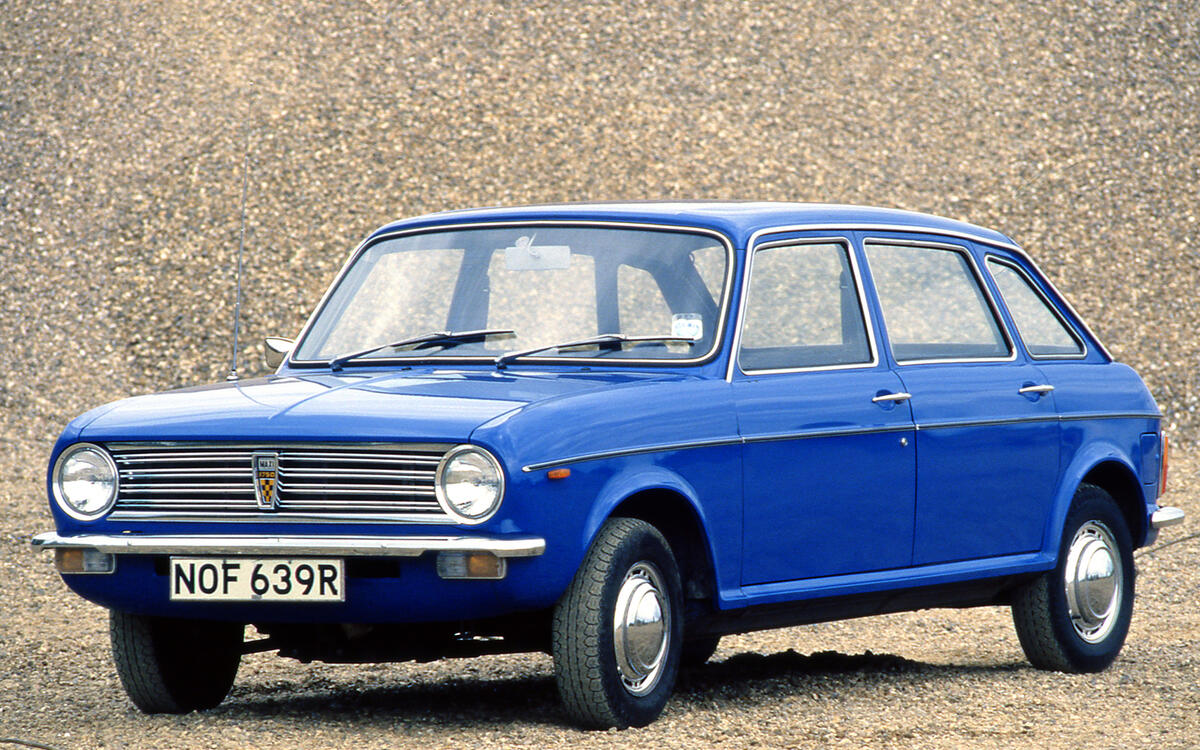 Austin Maxi: 12 Austin Maxi: 12