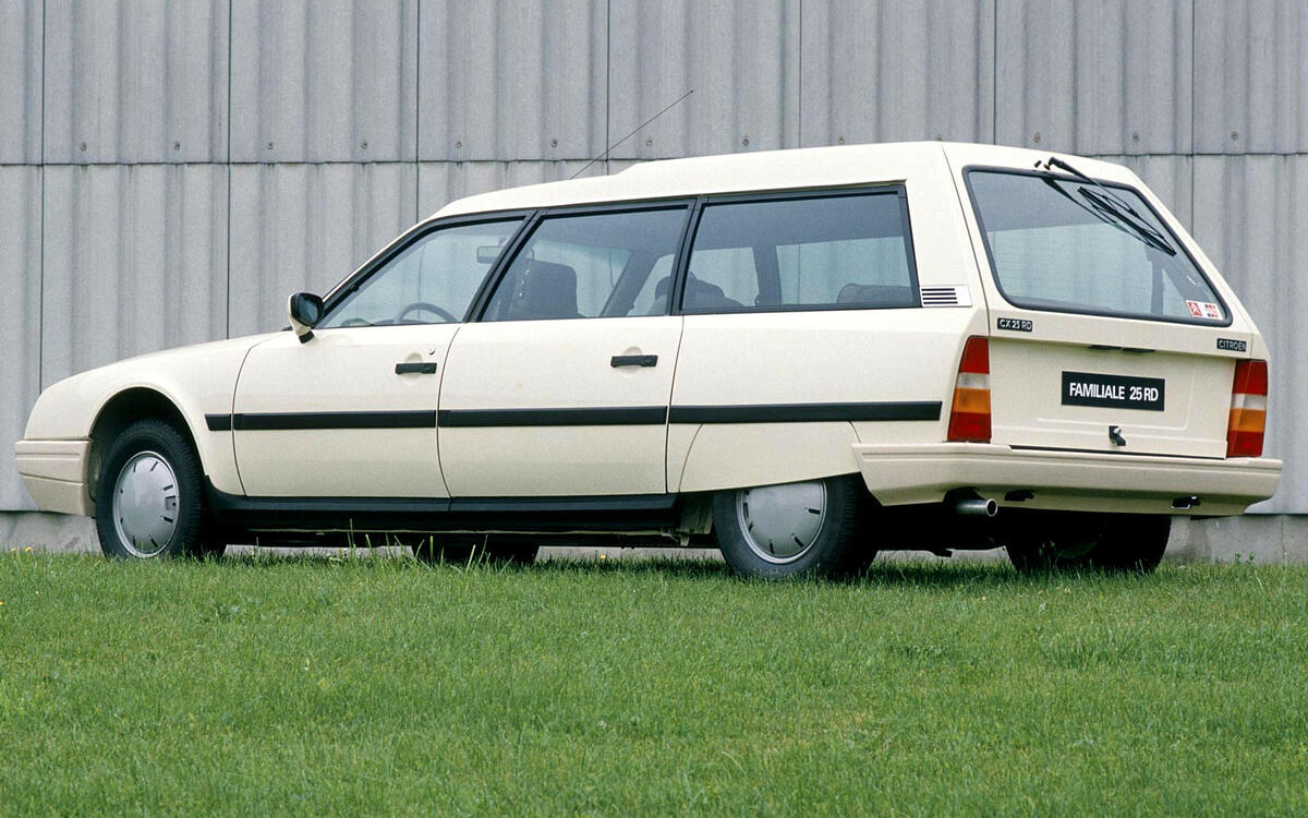 Citroën CX Familiale (from £10,000) Citroën CX Familiale (from £10,000)