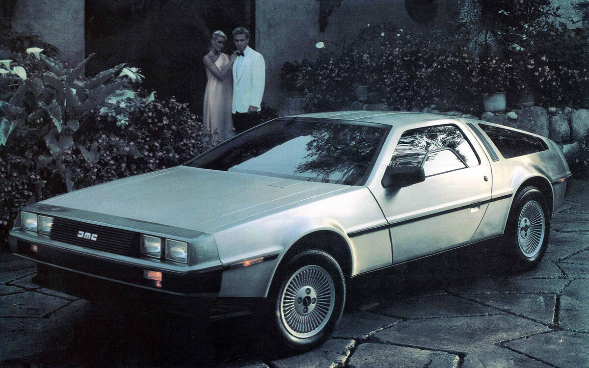 DeLorean DMC-12 (1981)