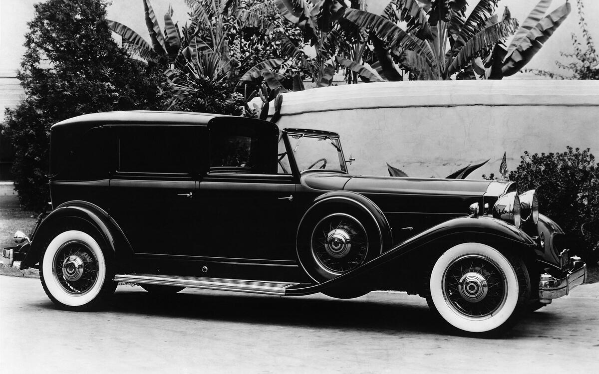 Packard Twin Six (1932)